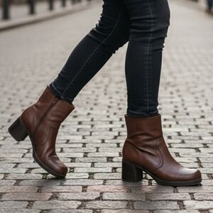 Hokus Pokus Leather Boots